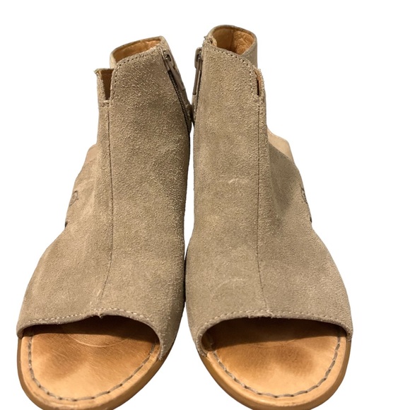 Born Beige Suede Leather Open Toe Bootie Cutout Zipper Sandals Size 8 - Picture 2 of 4